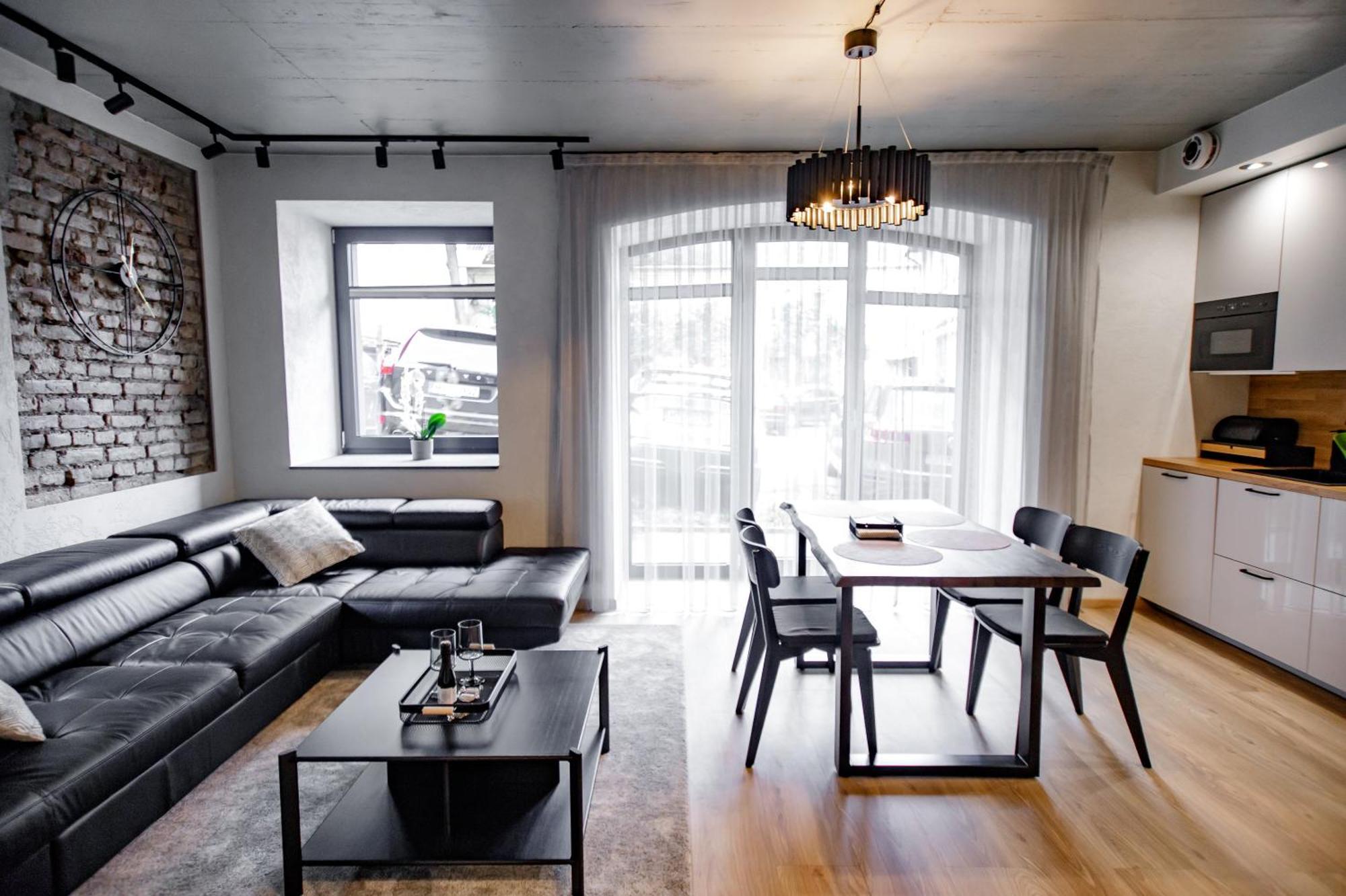 Hales Old Town Urban Apartments Вильнюс Экстерьер фото