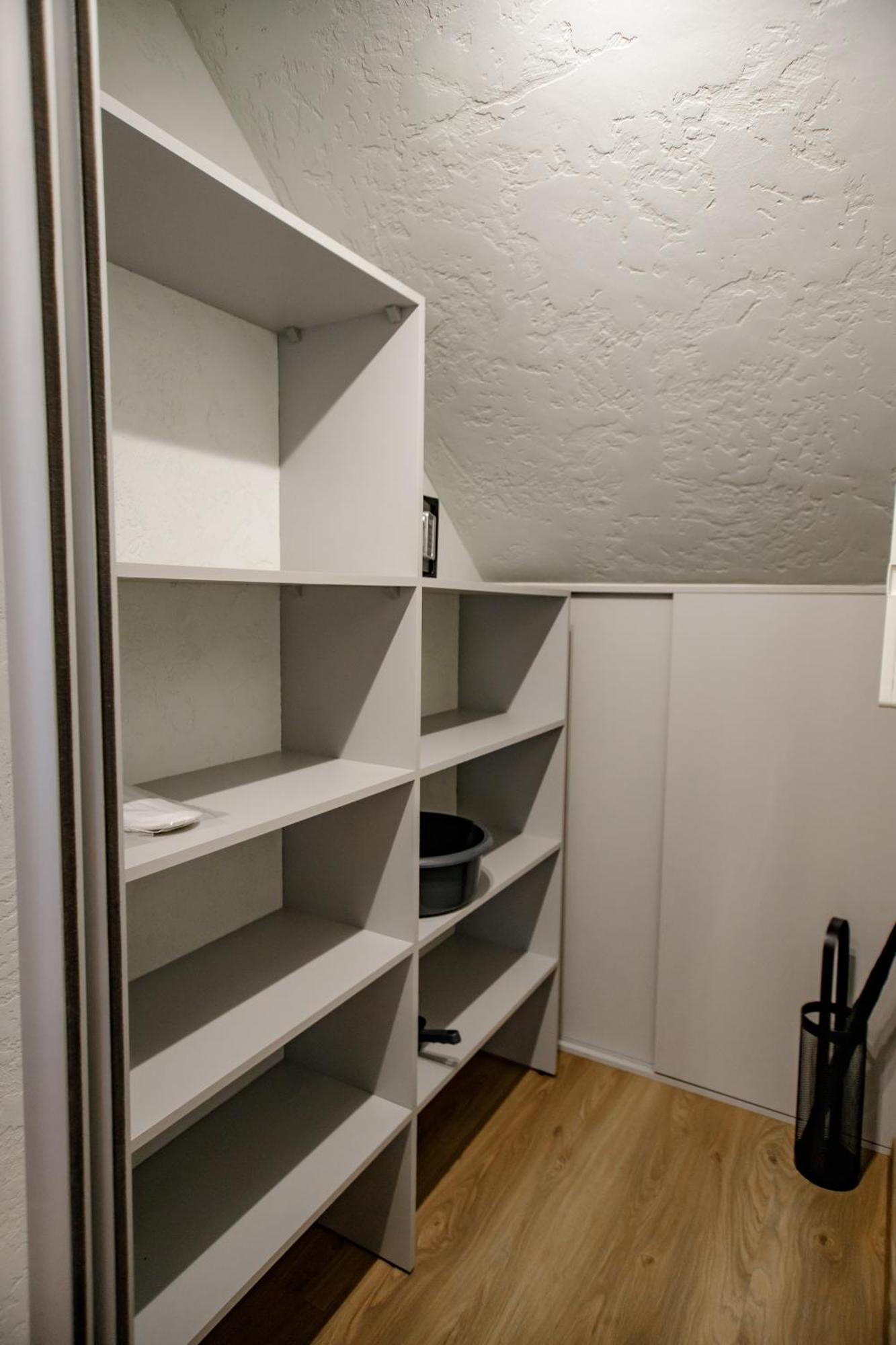 Hales Old Town Urban Apartments Вильнюс Номер фото